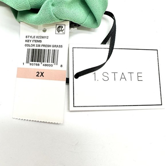 1. State Top Women's 2X Green Preble Cold Shoulder Long Sleeve V-neck NWT - Picture 8 of 10